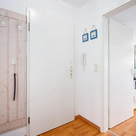 Apartment Kapitaenshaus Nr 10 Laboe